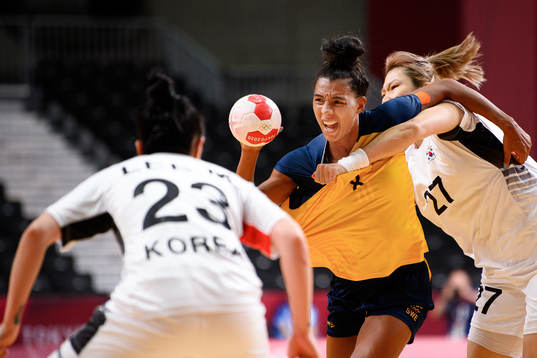 Jamina Roberts of Sweden in the Women's Handball