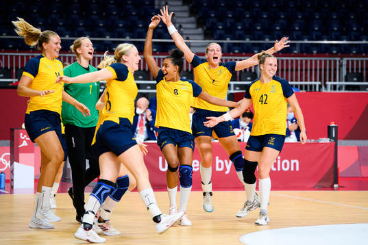 Players of Sweden celebrate