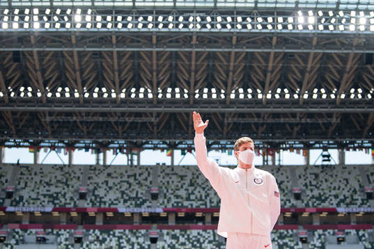 Christopher Nilsen of USA at the medal ceremony