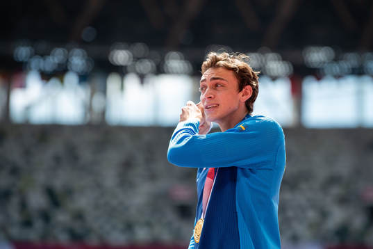 Armand Duplantis of Sweden at the medal ceremony