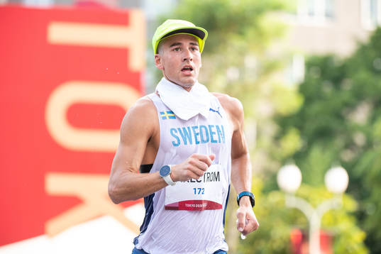 Perseus Karlström of Sweden