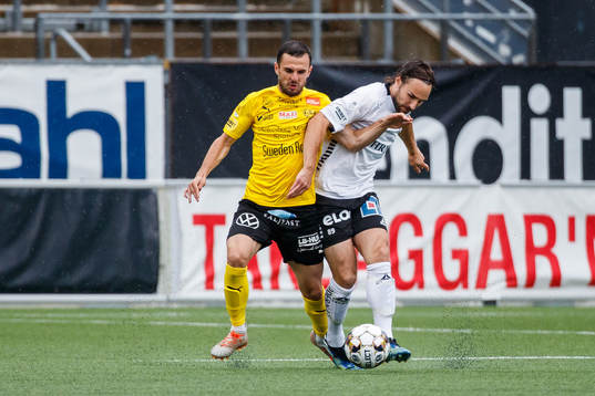 Bläddra bland fler bilder av Fotboll, Allsvenskan, Örebro - Mjällby