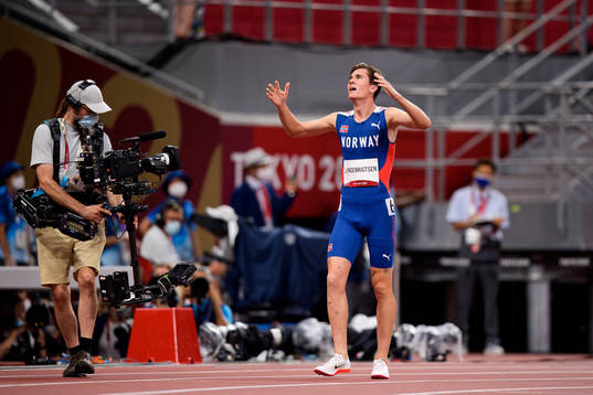 Jakob Ingebrigtsen of Norway celebrates