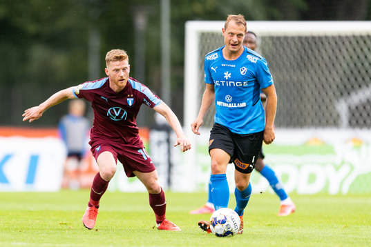 Malmö FFs Anders Christiansen och Halmstads Joel Allansson