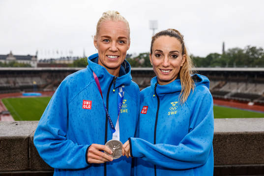 Caroline Seger and Kosovare Asllani of Sweden at a press