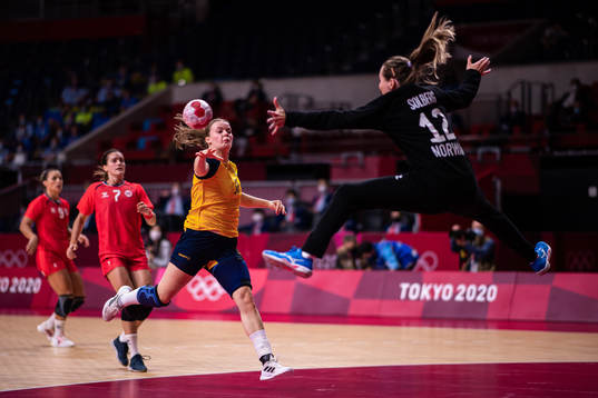 Elin Hansson of Sweden in women's handball bronze medal