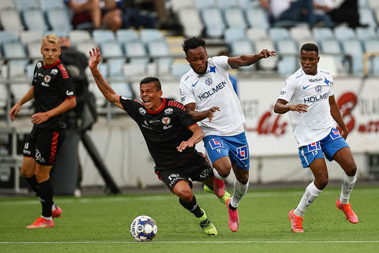 Kalmars Romario Pereira Sipiao och IFK Norrköpings Samuel