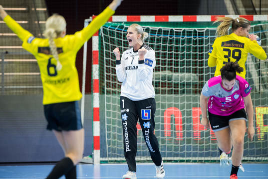 Goalkeeper Sofie Börjesson of Sävehof celebrates