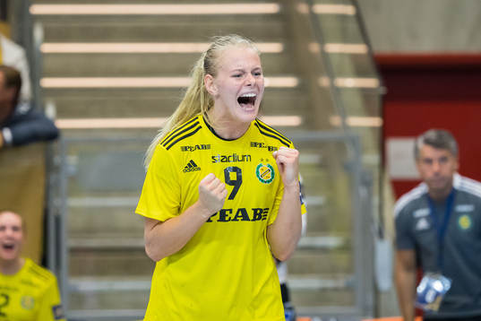 Nina Koppang of Sävehof celebrates