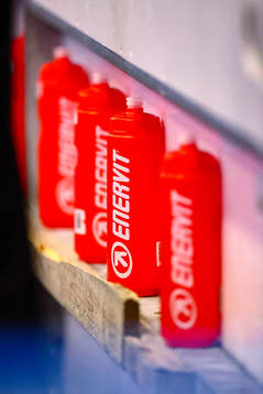 Enervit sportdrycksflaska