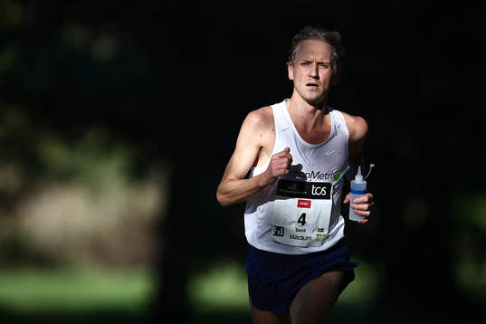 Femma och bäste svenska löpare i Lidingöloppet 30 km