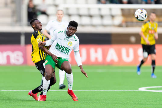 Häckens Benie Adama Traore och Hammarbys Aziz Mohammed