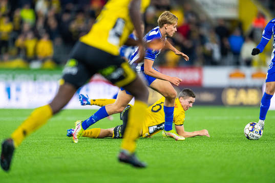 IFK Göteborgs Oscar Vilhelmsson och Elfsborgs André Rømer