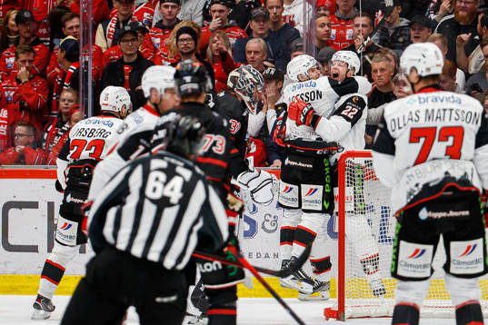 Malmö Redhawks Lars Bryggman jublar
