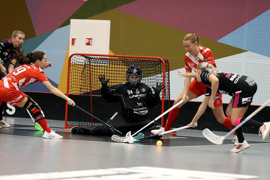 Pixbos målvakt Lara Heini