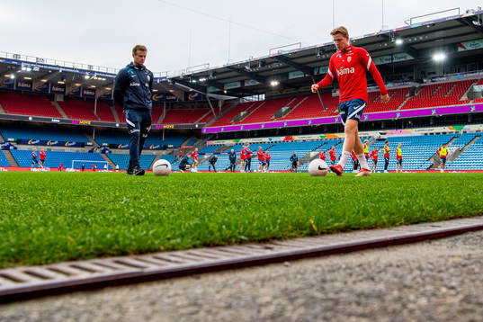 Erik Hulleberg, kit manager, and Jens Petter Hauge of the