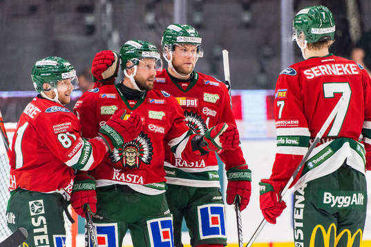 Frölundas Ryan Lasch, Jan Mursak ocjh Christian Folin