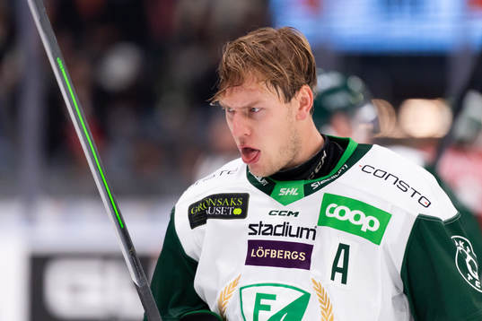 Färjestads Victor Ejdsell deppar