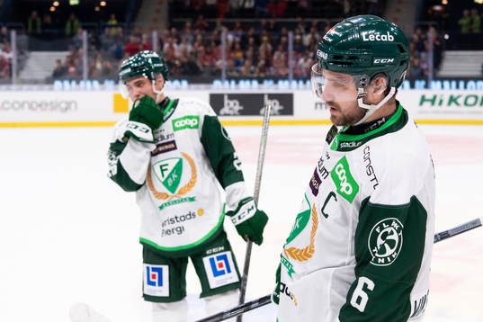 Färjestads Mikael Wikstrand deppar