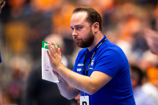 Hallbys assisterande tränare Carl Ek