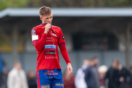 Bläddra bland fler bilder av Fotboll, Ettan södra, herr, Tvååker - Vänersborg