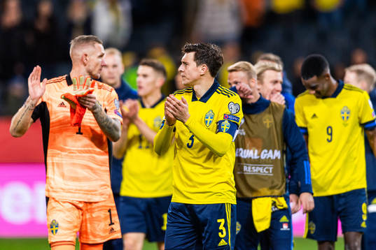 Goalkeeper Robin Olsen and Victor Nilsson Lindelöf of