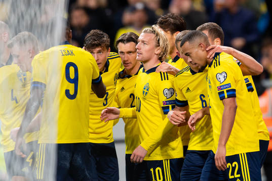 Emil Forsberg of Sweden celebrates