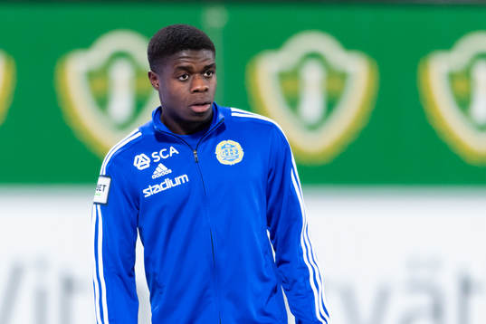 Sundsvalls Gray Hoffman innan fotbollsmatchen i Superettan