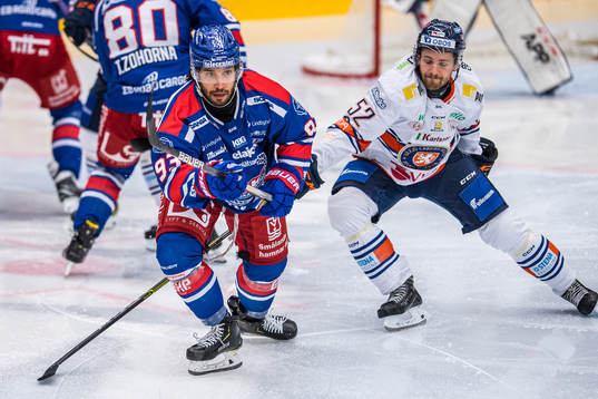Oskarshamns Cameron Brace och Växjös Arvid Lundberg