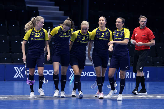 Sweden's Klara Loneberg scores