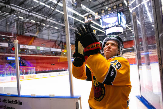 Luleås Erik Gustafsson jublar