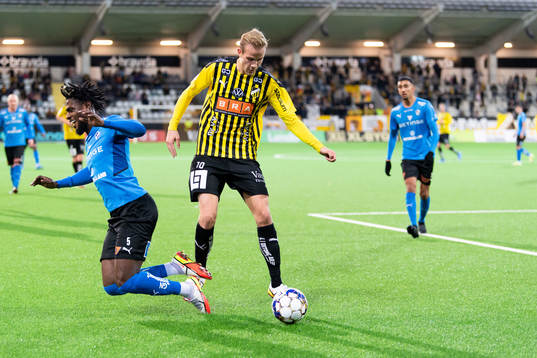 Halmstads Joseph Baffo och  Häckens Jasse Tuominen