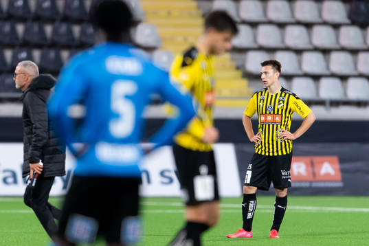 Häckens Kristoffer Lund Hansen deppar