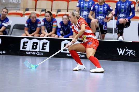 under innebandymatchen i damernas SSL mellan Pixbo och
