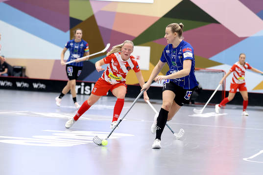 Pixbos Emma Stenberg och Karlstads Adina Augustsson