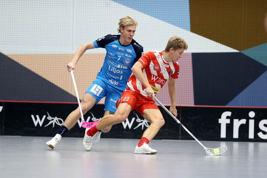Pixbos Filip Wramdemark och Kalmarsunds Kim Nilsson