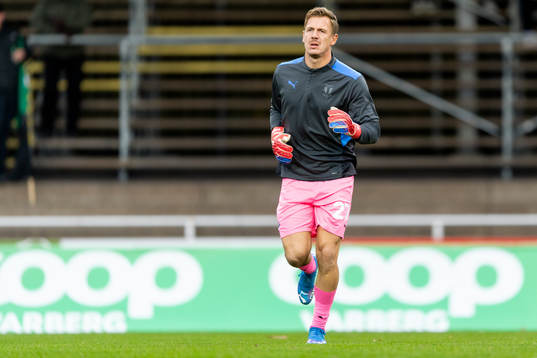 Malmös målvakt Johan Dahlin före fotbollsmatchen i