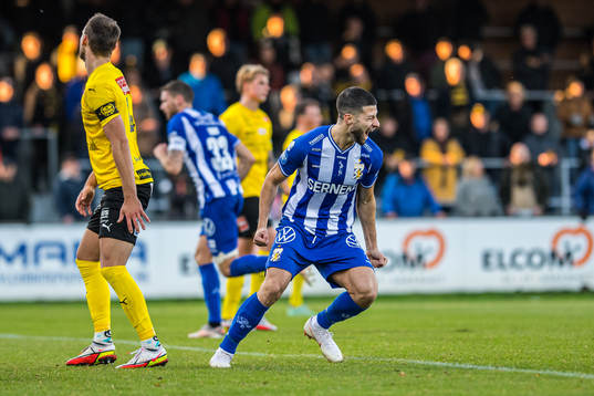 IFK Göteborgs Kevin Yakob  jublar