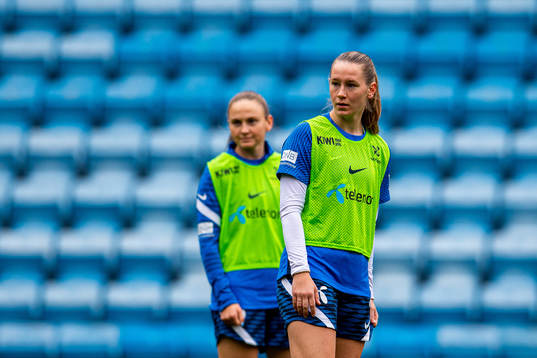 Vilde Hasund and Elisabeth Terland of the Norwegian women's