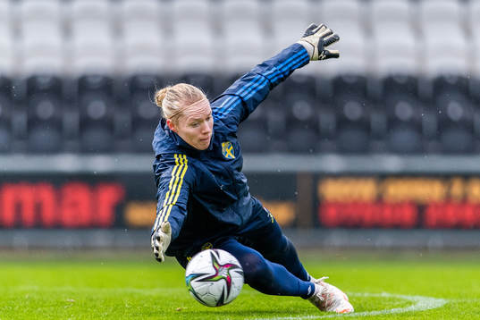 Goalkeeper Hedvig Lindahl of the Swedish women's national