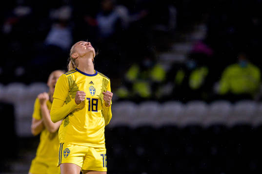 Fridolina Rolfö of Sweden celebrates the 0-1 goal