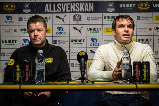 Mjällbys tränare Anders Torstensson och Hammarbys