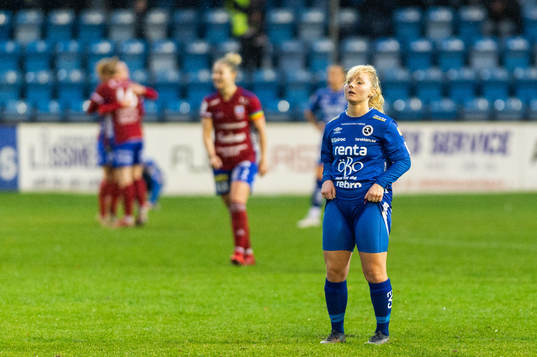 Örebros Sophia Redenstrand deppar