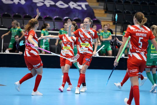 Pixbos Denisa Ratajova gör 1-2