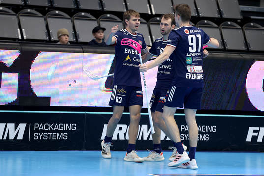 Växjös Samuel Folkesson/Algman jublar