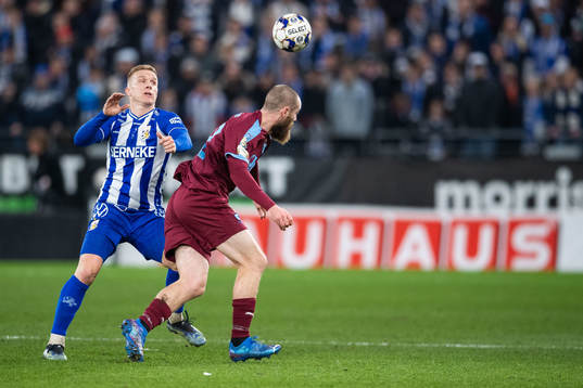 IFK Göteborgs Oscar Wendt och Malmö FFs Jo Inge Berget