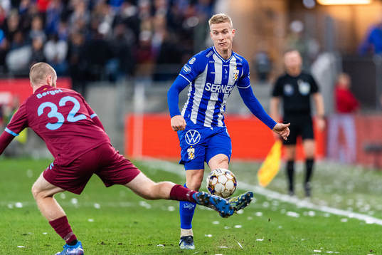 Malmö FFs Jo Inge Berget och IFK Göteborgs Oscar Wendt