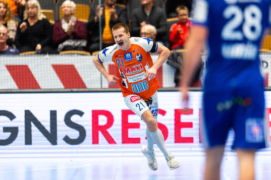 Kristianstads målvakt Espen Christensen jublar