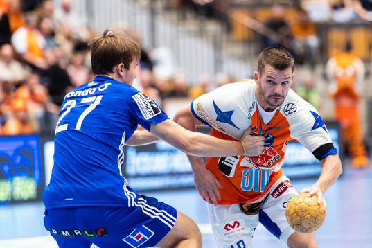 Kristianstads Vasja Furlan och Ystads IFs Kasper Palmar