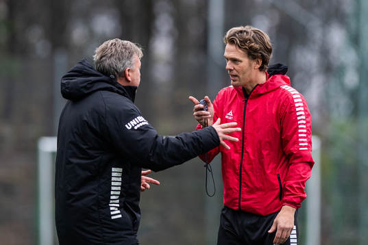 Assisterande tränare Jörgen Ericson och tränare Fredrik